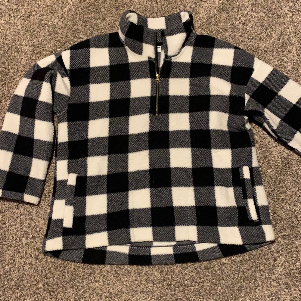 Old Navy Black and White Plaid Fleece